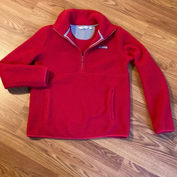 Lovely Vineyard Vines Sherpa 1/4 zip pullover - Picture 1 of 7